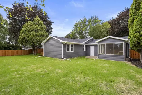 Exterior - 1106 N Hawthorne Dr, Appleton, WI 54915 photo 5 of 10