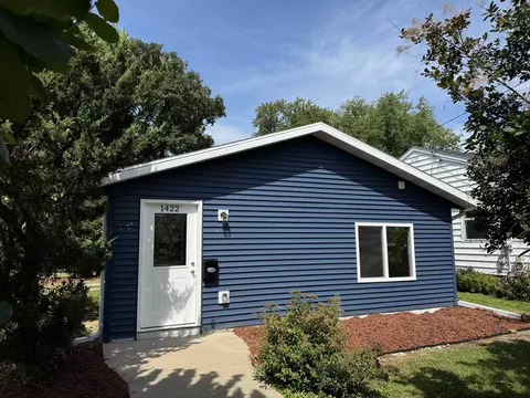 1422 Rush Ave, Oshkosh, WI 54902