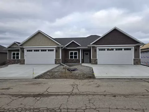 5374 Pennsylvania Ave, Appleton, WI 54914