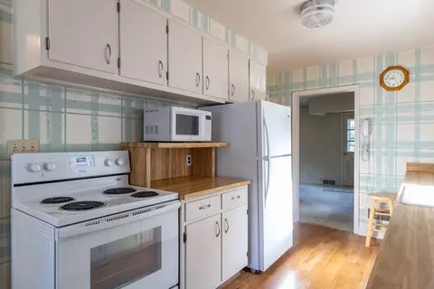 Kitchen - 1209 W Winnebago St, Appleton, WI 54914 photo 2 of 3