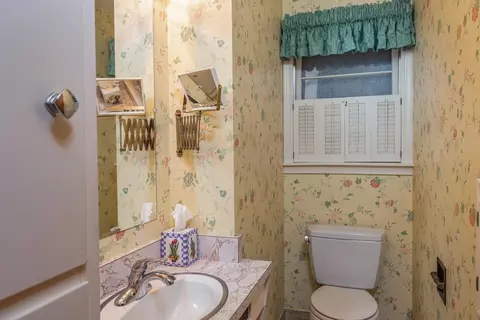 Bath - 1209 W Winnebago St, Appleton, WI 54914 photo 1 of 2