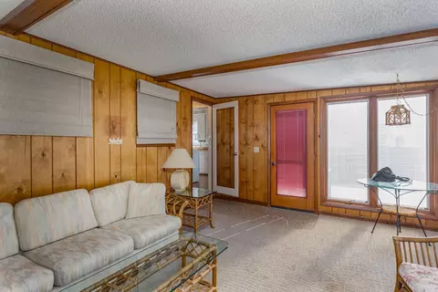 Living - 1209 W Winnebago St, Appleton, WI 54914 photo 3 of 3