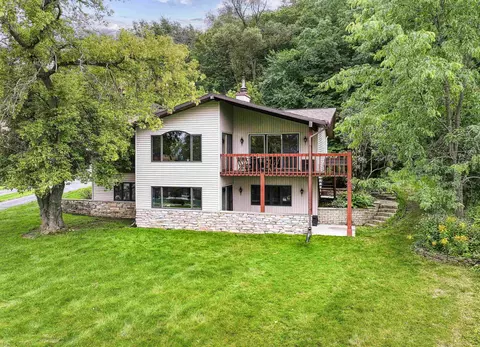 w4891 Escarpment Terrace, Sherwood, WI 54169
