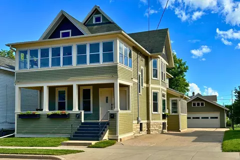 317 E Parkway Ave, Oshkosh, WI 54901