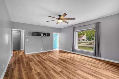 Living - 2109 N Division St, Appleton, WI 54911 photo 1 of 3