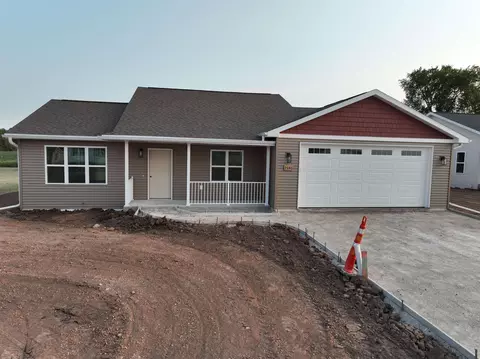 2141 White Dove Ln, Kaukauna, WI 54130