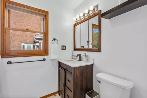 219 W Prospect Ave, Appleton, WI 54911 photo 33