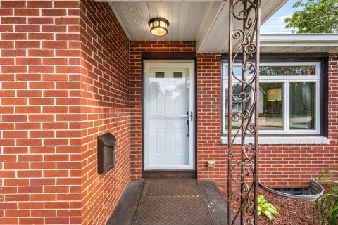 219 W Prospect Ave, Appleton, WI 54911 photo 7