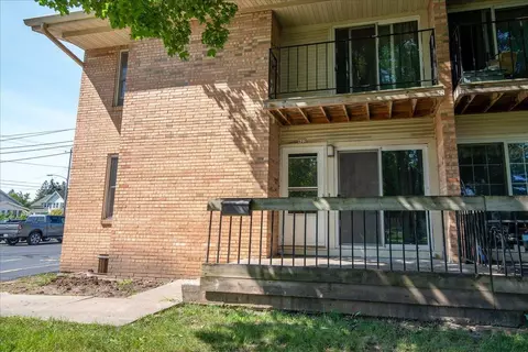 922 Georgia St #922, Oshkosh, WI 54902