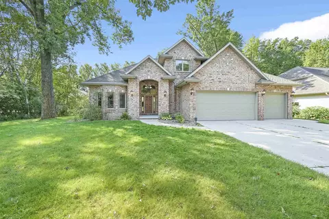 2829 Ogdan Woods Dr, Green Bay, WI 54313