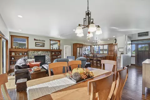 3372 Brookside Dr, Pulaski, WI 54162 photo 14