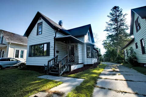 1823 N 9th St, Sheboygan, WI 53081
