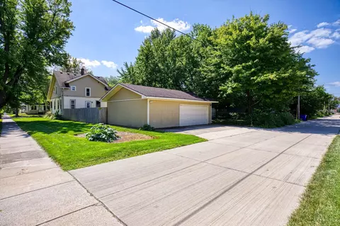 1202 W Lawrence St, Appleton, WI 54914 photo 12