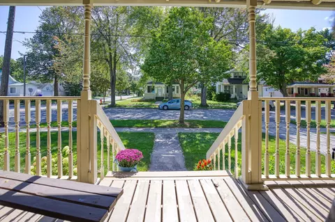 1202 W Lawrence St, Appleton, WI 54914 photo 4