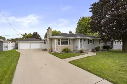 965 Sund St, Neenah, WI 54956