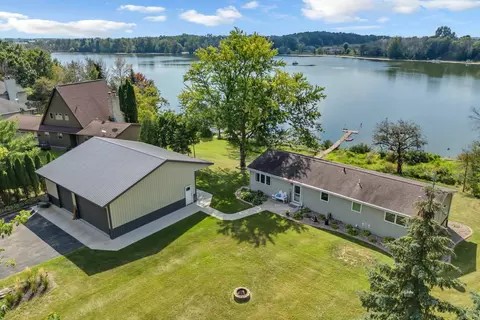828 Bullhead Lake Rd, Brillion, WI 54110