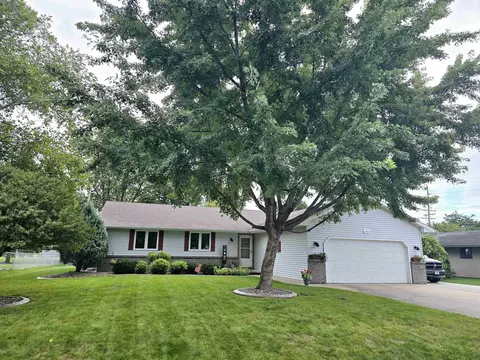 1502 N Rynders St, Appleton, WI 54914