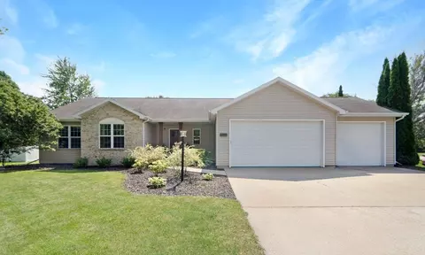 w5891 Sweet William Drive, Appleton, WI 54915