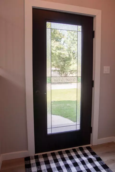 Entry Way - 1620 S Seminole Rd, Appleton, WI 54914 photo 1 of 2
