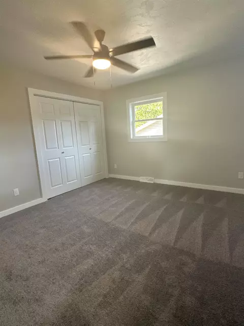 Bedroom - 1620 S Seminole Rd, Appleton, WI 54914 photo 2 of 2