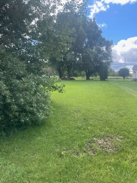 tomahawk lane, Cecil, WI 54166