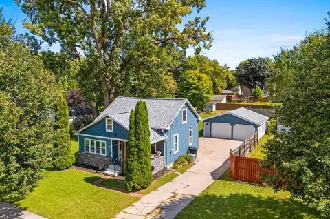 1806 S Kernan Ave, Appleton, WI 54915