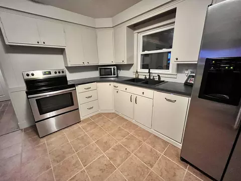 Kitchen - 907 W Roberts Ave, Appleton, WI 54914 photo 1 of 4