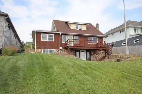 4989 Washington St, Butte Des Morts, WI 54927