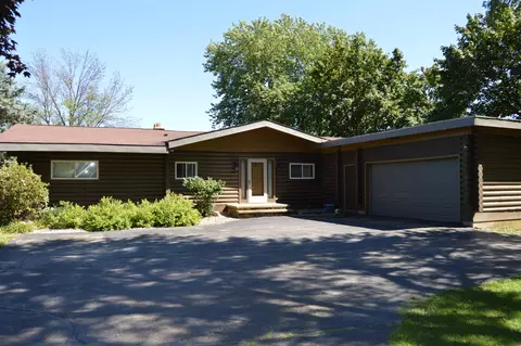 9452 Clayton Ave, Neenah, WI 54956