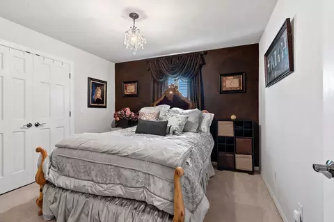 Bedroom - 4731 Westbrook Ct, Appleton, WI 54913 photo 1 of 8