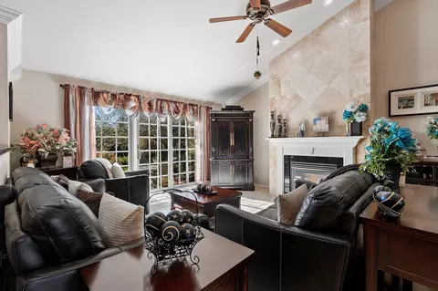 Living - 4731 Westbrook Ct, Appleton, WI 54913 photo 1 of 6