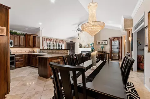 Dining - 4731 Westbrook Ct, Appleton, WI 54913 photo 3 of 6