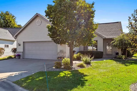 4731 Westbrook Ct, Appleton, WI 54913