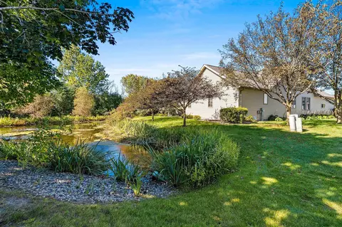 Exterior - 4731 Westbrook Ct, Appleton, WI 54913 photo 7 of 10