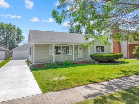 507 E Byrd St, Appleton, WI 54911