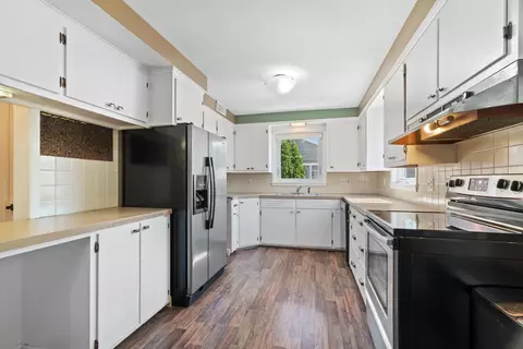 507 E Byrd St, Appleton, WI 54911 photo 3