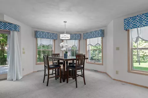 17 Arbor Ln, Appleton, WI 54915 photo 9