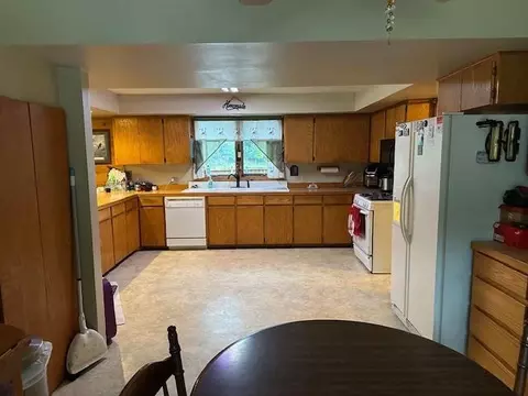 N8881 County G Road, Gresham, WI 54128 photo 25