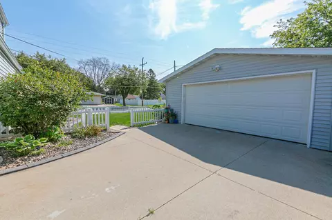 325 E Harding Dr, Appleton, WI 54915 photo 19