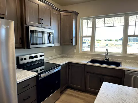 n9369 Gemstone Court, Appleton, WI 54915 photo 4