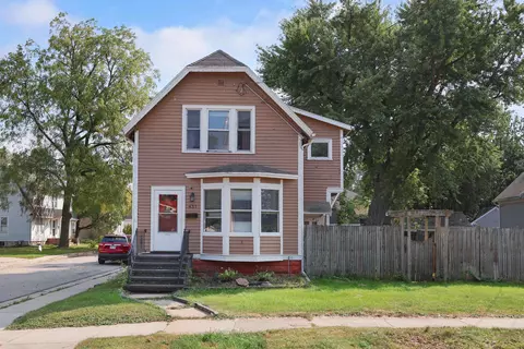 431 W Winnebago St, Appleton, WI 54911