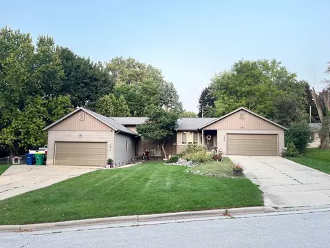 131 Joan Ave, Green Bay, WI 54302