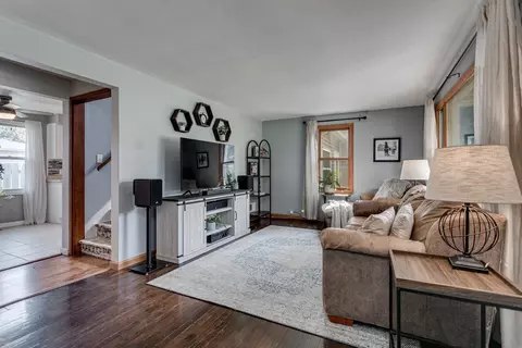 2018 N Mcdonald St, Appleton, WI 54911 photo 2