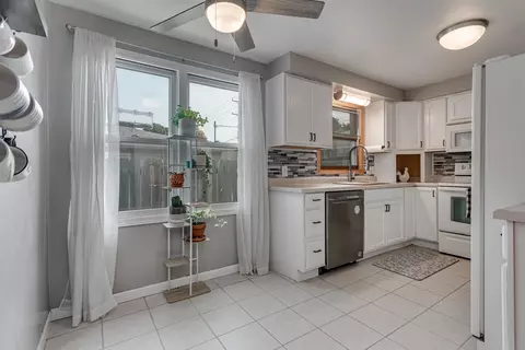 2018 N Mcdonald St, Appleton, WI 54911 photo 5