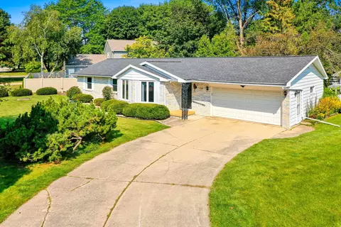 3040 Grande Rue, Green Bay, WI 54301