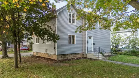 1234 W 8th St, Appleton, WI 54914
