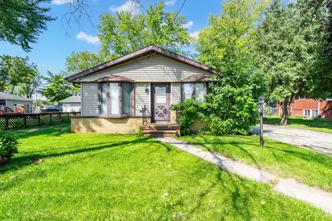 512 Hobbs Ave, Oshkosh, WI 54901