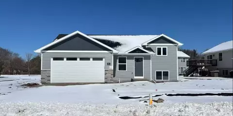 81 Gibson Ct, Oshkosh, WI 54902