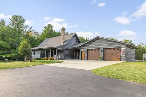 w5794 Pioneer Road, Crivitz, WI 54114