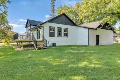 Exterior - 6 E Main St, Hilbert, WI 54129 photo 7 of 8
